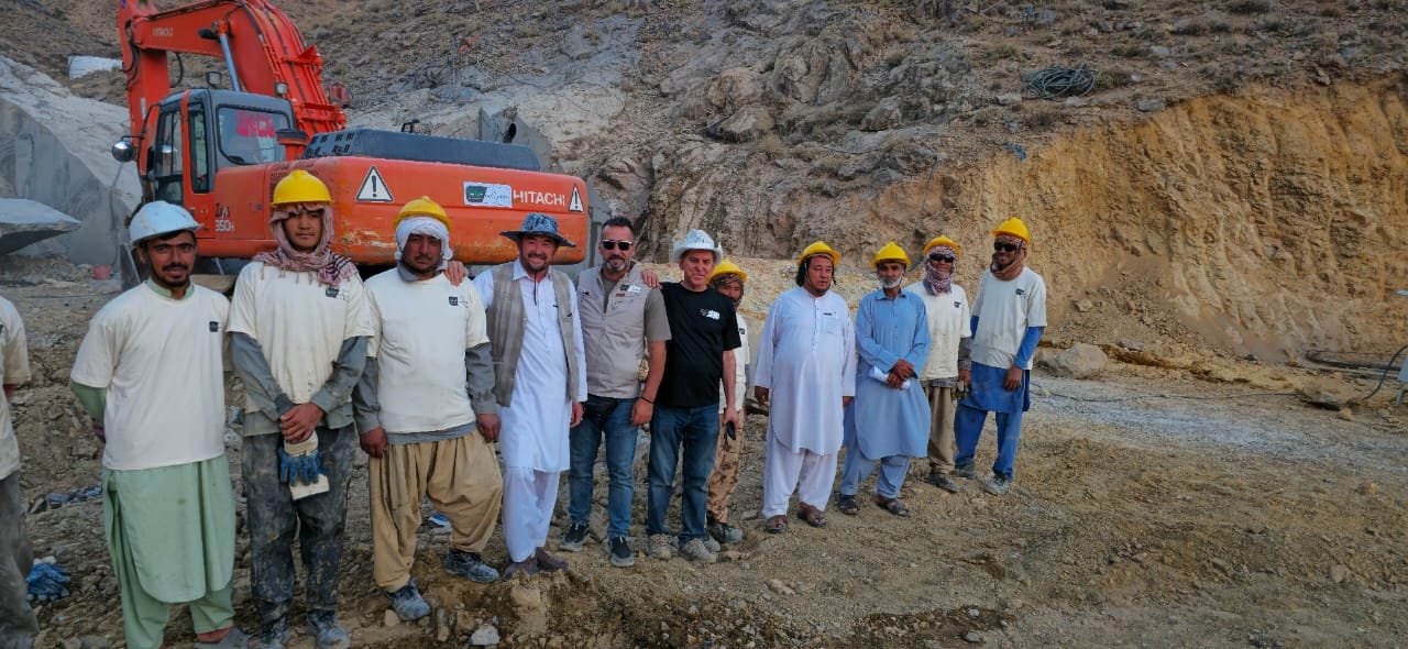 f6b0f18c 2c00 478f 8952 7f271b99dc2b